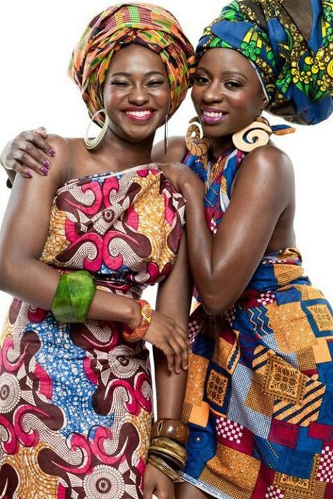 African pride Afrikaanse Mode, Estilo Hippie, African Inspired Fashion, We Are The World, African Fashion Women, Africa Fashion, African Print Fashion, African Wear, African Beauty