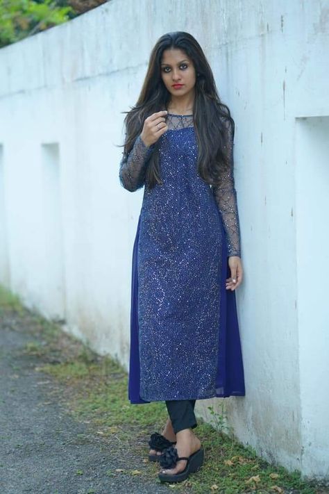 Simple Net Kurti Design, Net Kurti Designs Style Indian Fashion, Net Dress Designs Pattern Kurti, Material Churidar Design, Kurti Designs Latest Net Material, Netted Chudidar Designs, Kurti With Net Sleeves, Net Clothes Kurti, Net Chudithar Design