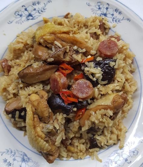 Chinese Mushrooms, Chinese Sausage, Rice Cooker Recipes, How To Cook Rice, Chicken Legs, Oyster Sauce, Lotus Leaf, Meat Chickens, Marinated Chicken