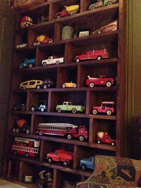 Vintage Tonka Truck Book Shelves in Man Cave Toy Car Display, Boys Room Design, Tonka Toys, Cars Room, Tonka Truck, Diy Display, Toy Display, Miniature Cars, Bike Shed