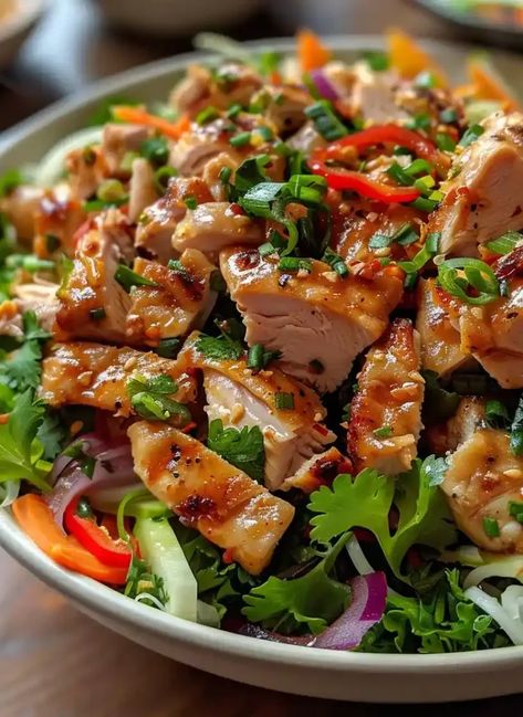 Vietnamese Meals, Chicken Summer Salad, Salads With Chicken, Bacon Cheeseburger Meatloaf, Vietnamese Chicken Salad, Vietnamese Salad, Cheeseburger Meatloaf, Asian Chicken Salad, Vietnamese Chicken