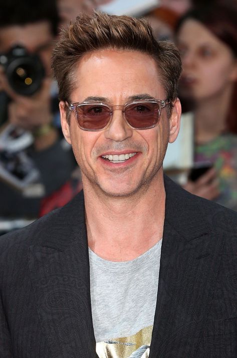 Tinted Glasses Men, Tony Stark Glasses, Funny Tom, Ally Mcbeal, Robert Downey Jr., Marvel Avengers Assemble, Tinted Glasses, Iron Man 3, Avengers Age