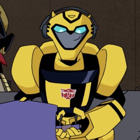 Transformers One Pfp, Bumblebee Tfa, Transformers Pfp Bumblebee, Tfa Bumblebee, Transformers G1 Insecticons, Blitzwing Transformers Animated, Transformers Pfp, Transformers Animated Bumblebee, Transformer Drawing