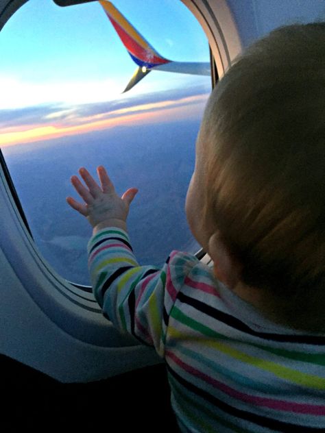 Our best tips for stress-free flying with baby, from booking your flight to at the airport. // Traveling with Baby | Flying with Infant | Travel with Kids | What to Pack | Air Travel | Plane Travel | Infant Seat | Family Travel | Fly Baby Baby Plane Travel, Toddler Plane Travel, Flying With Baby, Fly Baby, Infant Seat, Travel Plane, Plane Photos, Travel Pose, Flying With A Baby