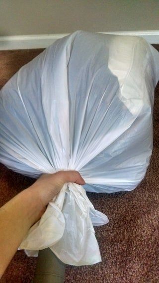 Nearly Free Vacuum Bags : 6 Steps (with Pictures) - Instructables Diy Vacuum Bags, Diy Space Saving, Space Bags, Diy Space, Vacuum Storage Bags, Vacuum Packaging, Garbage Bag, Vacuum Bags, Vacuum Suction