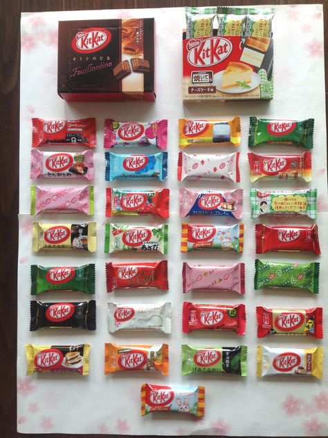 Kit Kat Japan NESTLES  EASTER 42P REGIONAL FLAVORS CHEESECAKE flavor FATHERS DAY #NESTLESJAPAN Snacks Japonais, Kit Kat Flavors, Japan Snacks, Snack Station, Asian Street Food, Cake Candy, Cute Snacks, Japanese Candy, Japanese Snacks