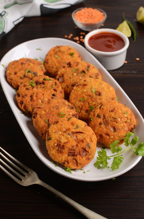 Red Lentil Fritters (Masoor Dal Vada) Red Lentil Fritters Recipes, Lentil Croquettes, Red Lentil Fritters, Masoor Dal Recipe, Indian Sides, Lentil Recipes Easy, Curry Fried Rice, Gluten Free Snacks Recipes, Plant Recipes