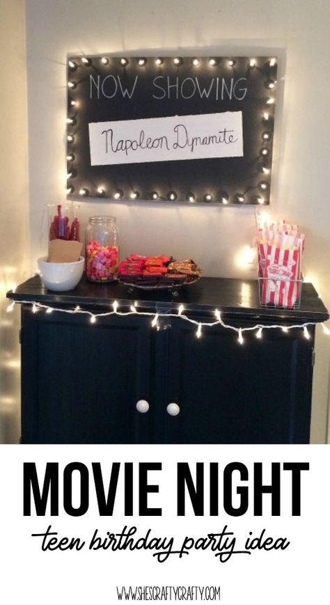 How to throw a Movie Night themed teen birthday party Teen Movie Night Birthday Party Ideas, Birthday Movie Night Ideas, Birthday Movie Night, Teen Birthday Party, Movie Theme Birthday Party, Birthday Movie, 17. Geburtstag, Movie Night Birthday, Night Birthday Party