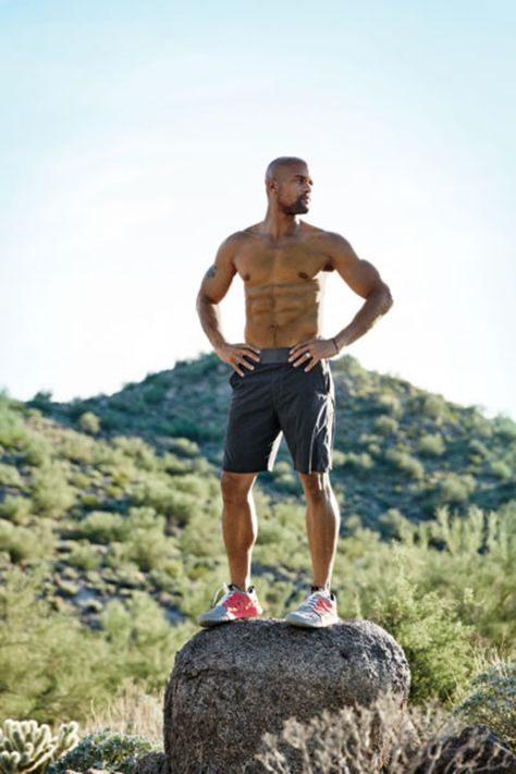 How Shaun T Changed the Lives of Millions of Men http://www.menshealth.com/fitness/shaun-t-fitness?slide=4 Adam Goodes, Men's Health Magazine, Shaun T, Manly Man, Mens Health Magazine, Magazine Man, Get Crazy, Men's Health, Health Inspiration