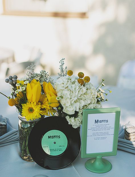 Mason jars and records #wedding #tablescape #weddingideas #records #music #themed #vintage 70s Party Theme, Rock N Roll Wedding, Music Themed Wedding, Music Magic, Future Wedding Plans, Retro Wedding, Music Themed, Photo Blog, Wedding Mood Board