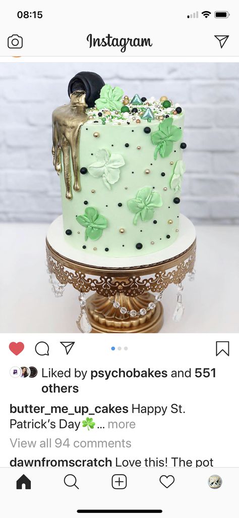 Irish Themed Birthday Party, St Patrick Birthday Cake, Irish Birthday Party, Irish Cake Decoration, St Patricks Day Birthday Cakes, St Patricks Day Wedding Cake, St Patrick’s Day Birthday Cake, Clover Cake, Shamrock Cake