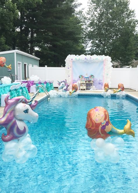 Fairies Birthday Party, Shopkins Party Decorations, Unicorn Pool Party, Angel Decorations, Pool Party Cakes, Mermaid Pool Parties, Mermaid Birthday Party Decorations, Mermaid Theme Birthday Party, Shopkins Party