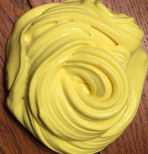 Made with Elmer’s Clear Glue, Crayola Model Magic Air Dry Clay, Yellow Acrylic Paint, and Borax. #butterslime #butter #slime #yellow #yellowslime #theresahjackson #slimerecipe #slimerecipeeasy #diy #lizziescreation #beautiful Slime Yellow, Crayola Model Magic, Yellow Slime, Easy Slime Recipe, Glossy Slime, Butter Slime, Model Magic, Clear Glue, Fluffy Slime