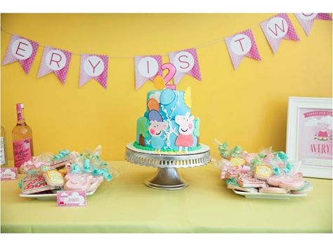 How to Throw a (Somewhat) DIY Peppa Pig Birthday Party – Momtastic Pig Themed Party, Pig Birthday Party, Peppa Pig Cake, Peppa Pig Birthday Party, Second Birthday Ideas, Pig Cake, Third Birthday Party, Peppa Pig Party, Cookie Company