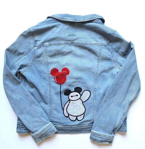 Denim Painting, Jean Jacket Diy, Disney Minimalist, Disney Trip Outfits, Punk Disney Princesses, Custom Jean Jacket, Punk Disney, Disney Themed Outfits, Cute Disney Outfits