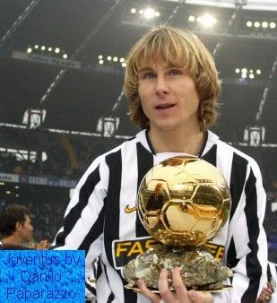 Pavel Nedved Pavel Nedvěd, Juventus Players, Juventus Wallpapers, Ronaldo Juventus, France Football, Good Soccer Players, Best Football Players, Football Icon, Ballon D'or