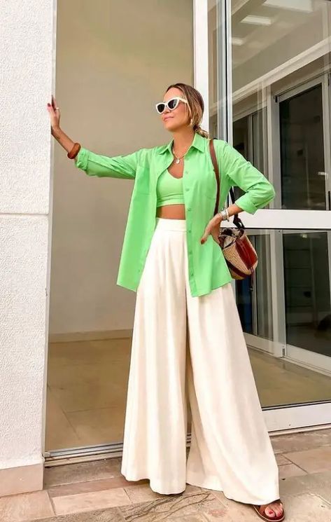 Summer Vacation & Beach Outfits 2024: Top 25 Trendy Ideas for Women Aesthetic Photo Ideas, Trendy Outfit Inspo, Summer Outfits For Teens, Beach Fits, Boho Fashion Summer, Girl Boss Style, Beach Outfits, Outfits Verano, Pinterest Fashion