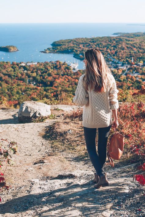 New England Fashion, Camden Maine, Maine Travel, New England Fall, New England Style, Fisherman Sweater, Preppy Outfit, Fall Foliage, Preppy Style