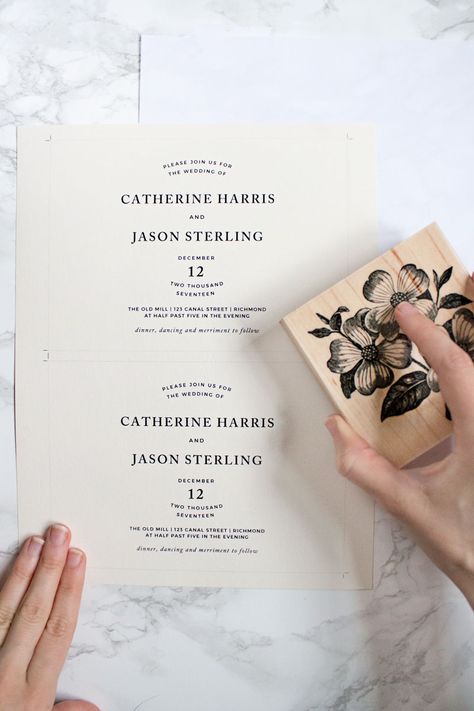 These hand-stamped floral wedding invitations make for a fun and easy DIY project. Not to mention they only cost $65 for 100 of them. Diy Rustic Wedding Decorations, Table Cards Wedding, Cricut Wedding Invitations, Wedding Invitation Rustic, Wedding Ideas Reception, Cricut Wedding, Budget Wedding Invitations, Wedding Invitation Kits, Trendy Wedding Invitations