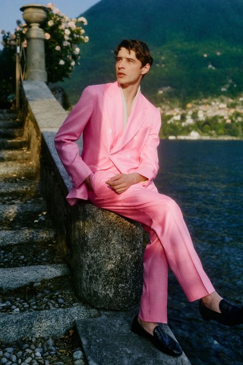 Isiah Magsino on Twitter: "The Brioni man is my ideal man and this collection is also the aesthetic goals for my trips to the south of France post couture week.… https://t.co/kt1nbfGcPa" Man In Pink Suit, Couture Suits Men, Man Pink Outfit, Men’s Pink Suit, Pink Mens Outfit, Colorful Suits Men, Pink Fashion Men, Pastel Menswear, Men Pink Suit