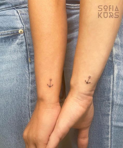 Mismatched Friend Tattoos, Best Friend Tattoos Matching Meaningful, Small Beach Tattoos Best Friends, Friendship Tattoos For 5 Best Friends, Beachy Matching Tattoos, Bff Tattoos Small Unique, Tattoo Ideas For Friends Bff Tat, Friend Tattoos Matching Meaningful, Tattoo Pairs