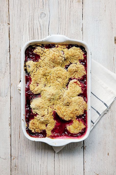 Plum Crumble, Recipes With Ingredients, Delia Smith, Mary Berry Recipe, Plum Recipes, Berry Recipes, Fruit Crumble, Crumble Recipe, Berries Recipes