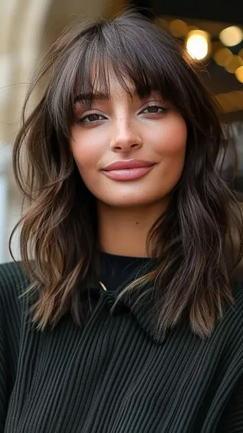 30 Beautiful Hairstyles with Bangs for a Stunning Look Long Hair Styles With Bangs, Ways To Style Bangs, Wavy Bob With Bangs, Bang Hairstyles, Swoop Bangs, Soft Bangs, Textured Bangs, Choppy Bangs, Romantic Updo