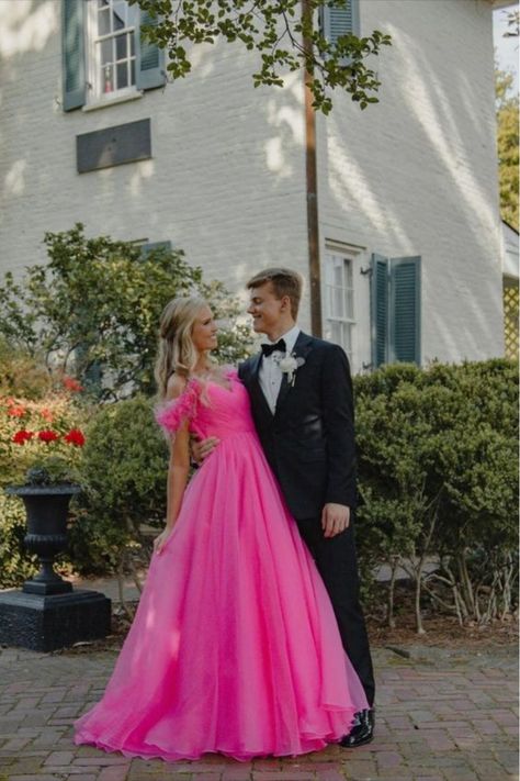 Off The Shoulder Prom Dresses, Hot Pink Prom, Hot Pink Prom Dress, Vestido Pink, Prom Dresses Long Pink, Spaghetti Strap Prom Dress, Stunning Prom Dresses, Pink Prom Dress, Pink Prom