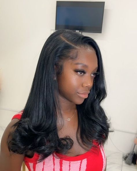 🇬🇧📍South London on Instagram Pressed Natural Hair, Silk Press Natural Hair, Frontal Wig Hairstyles, Birthday Hairstyles, Quick Natural Hair Styles, Hoco Hairstyles, Quick Weave Hairstyles, Protective Hairstyles Braids, Flat Iron Hair Styles