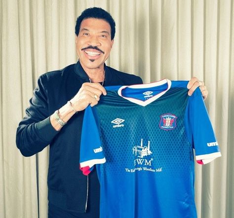 Brunton Park, Carlisle United, Shrewsbury Town, Lionel Richie, Cumbria, News Website, Carlisle, Football Fans, American Singers