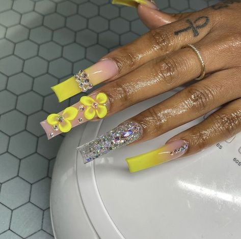 19th Bday, Acrylic Toe Nails, Long Acrylic Nail Designs, Drip Nails, Colored Acrylic Nails, Cute Acrylic Nail Designs, Dope Nail Designs, Long Acrylic Nails Coffin, Exotic Nails