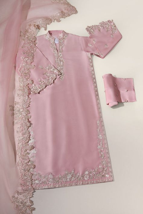 Aghanoor Bridal New Party Wear Dress, Dress Designs For Girls, Pakistani Fashion Casual, Pakistani Wedding Outfits, Pakistani Dresses Casual, Pakistani Fancy Dresses, Desi Fashion Casual, Enchanted Rose, Pakistani Fashion Party Wear