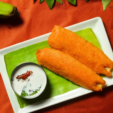 Bajji Recipe, Onion Fritters, South Indian Style, Coconut Ginger, Raw Banana, Delicious Donuts, Banana Slice, Green Chilli, Red Chilli