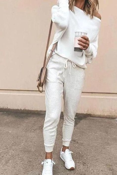 9327969053c0068dd9e07c529866b94ddesc47771067ri Plain Sweaters, Summer Work Outfits, Off Shoulder Fashion, Casual Sweater, Mode Casual, Boatneck Sweater, Loose Sweater, Sporty Outfits, Off Shoulder Tops