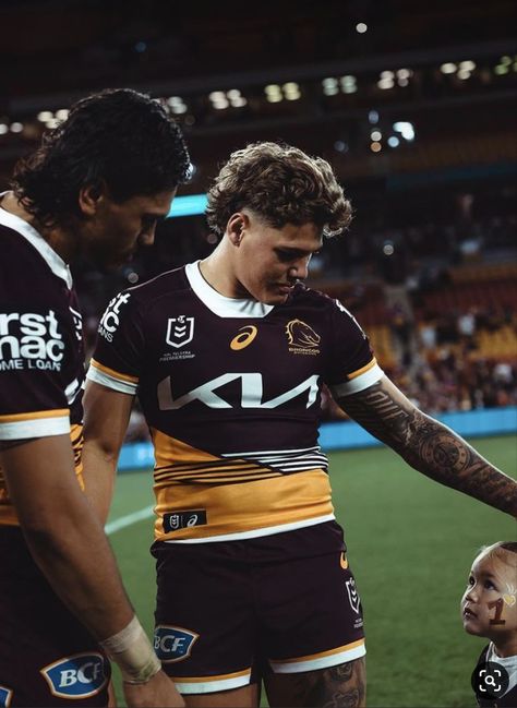 Reece Walsh Haircut, Reece Walsh And Leila, Recce Walsh, Reese Walsh, Broncos Nrl, Nrl Broncos, Nrl Players, Reece Walsh, Broncos Players