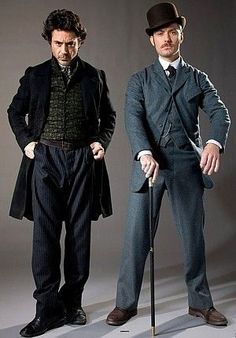 Sherlock Holmes and John Watson (Robert Downey Jr. and Jude Law) Sherlock Holmes Robert Downey Jr, Holmes And Watson, Steampunk Costumes, Holmes Movie, Sherlock Holmes 3, Victorian Men, Dr Watson, Guy Ritchie, Sherlock John