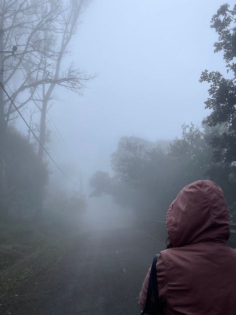 Foggy Nature Aesthetic, Foggy Outfit, Misanthropy Aesthetic, Foggy Aesthetic City, Morning Fog Aesthetic, Foggy Weather Aesthetic, Foggy Morning Aesthetic, Fog Picture, 2pieces Outfits