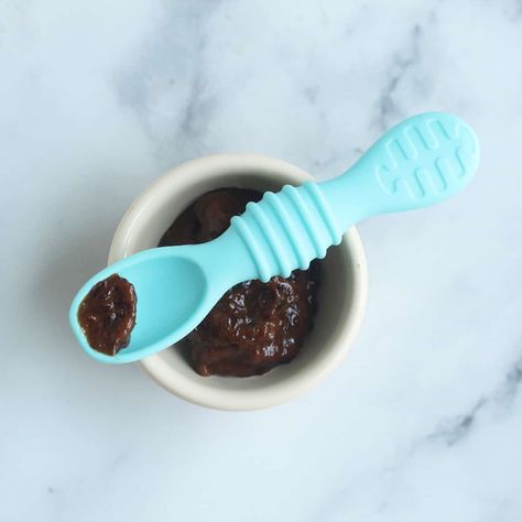 Easy Prune Puree (Iron-Rich and So Easy) Prune Puree, Easy Homemade Baby Food, Baby Food Combinations, Dried Prunes, Easy Baby Food Recipes, Baby Puree Recipes, Baby Puree, Vegetarian Cookbook, Iron Rich Foods