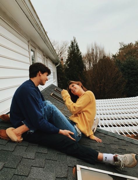 pin ♡ natalyelise7 vsco: maggie21 Dylan Sprouse, Goals Pictures, Boyfriend Goals, Cute Couples Photos, Relationship Goals Pictures, The Perfect Guy, Photo Couple, Vsco Filter, Kuroko No Basket