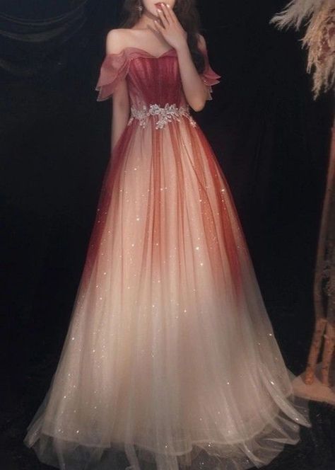 Sunset Dress Gowns, Goddess Oc, Extravagant Dresses, Gowns Elegant, Prom Inspo, 파티 드레스, Prom Dress Inspiration, Cute Prom Dresses, Fantasy Gowns