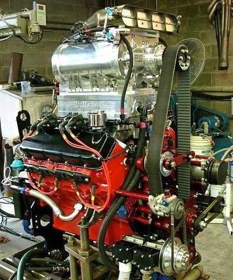 What a huge blower Chevy Motors, Crate Motors, Hot Rods Cars Muscle, Hemi Engine, Hey Yall, Crate Engines, Custom Muscle Cars, Motor Engine, Drag Racing Cars