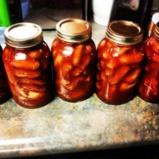 Spicy Pickled Sausage Recipe, Pickled Bologna Recipe, Pickled Bologna, Making Vinegar, Hot Sausage Recipes, Pickled Meat, Pickled Sausage, Pickled Things, Bologna Recipes