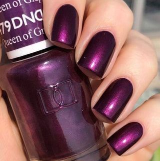 Dnd Antique Purple, Beautiful Nail Polish, October Nails, Nail Shimmer, Manicure Ideas, Neutral Nails, Chic Nails, Royal Purple, Nail Lacquer