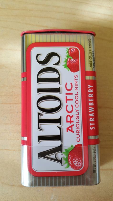 New Altoids 8/16/16 Strawberry Altoids, Ava Core Aesthetic, Ava Core, Birthday Stuff, My Purse, Go Off, Aesthetic Pastel, + Core + Aesthetic, Photo A Day