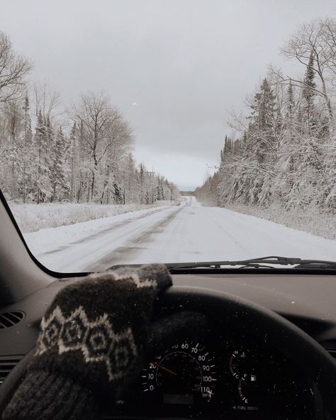 Kasey Ray on Instagram: “the ONLY thing I don’t really like about winter - driving on snowy roads. I love the snow. I love the cold. I love the long hibernation.…” Snowstorm Aesthetic, Grace And Logan, Car In Snow, Logan Aesthetic, Winter Thoughts, Winter Driving, Winter Mittens, Weather Seasons, Under The Mistletoe