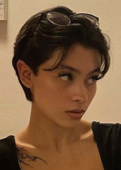 short haircut for girls Short Hair Tomboy, Really Short Hair, Vlasové Trendy, Hair Inspiration Short, Very Short Hair, Penteado Cabelo Curto, 짧은 머리, Short Hair Haircuts, Cut My Hair