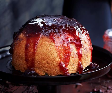 Steamed jam pudding Jam Pudding, Steamed Pudding Recipe, Steamed Pudding, Hot Desserts, Hp Sauce, Easy Puddings, Cherry Jam, Pudding Cake, English Food