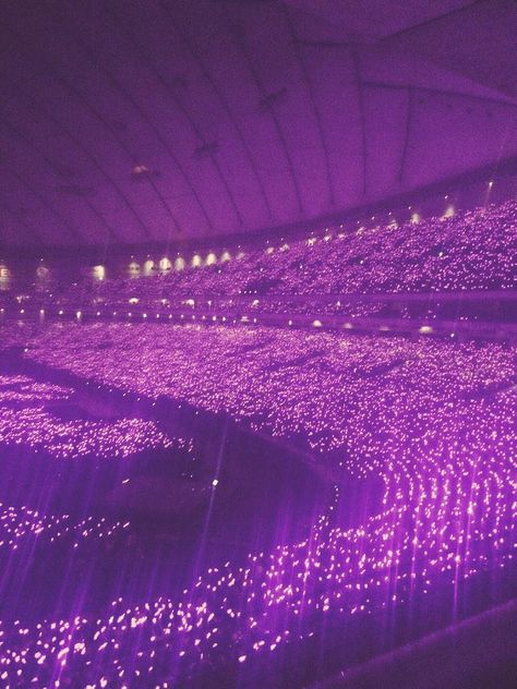 Purple Ocean, Wallpaper Purple, Bts Concert, Purple Aesthetic, Girls Generation, Bts Wallpaper, Wall Collage, Night Time, B T S