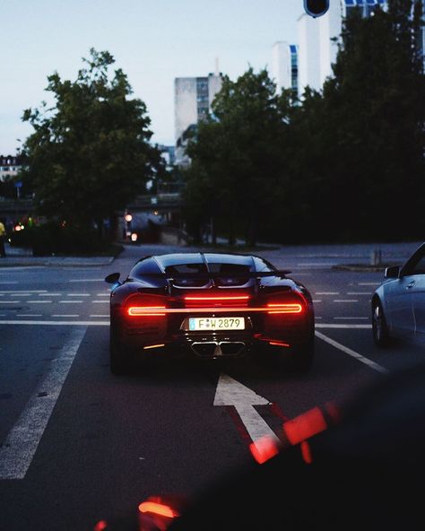 The Classy Issue on Instagram: “Chiron by Tim Riegelein” Car Food, Dubai Aesthetic, Work Images, Bugatti Cars, Bugatti Chiron, Luxury Lifestyle Dreams, Cars And Coffee, Car Games, Night Driving