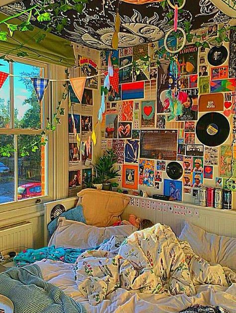 Indie Kid Room, Indie Bedroom Ideas, Indie Rooms, Indie Room Inspo, Indie Room Ideas, Indie Aesthetic Room, Indie Bedroom, Indie Decor, Hippy Room